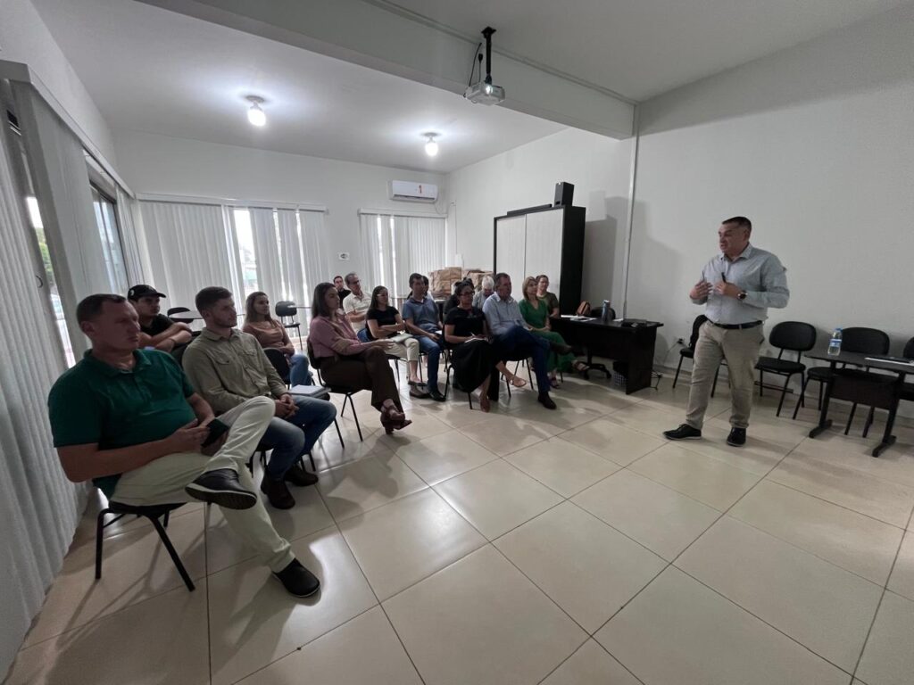 Sebrae realiza workshop sobre construção dos Acordos Municipais de Gestão (PGM) em Paranhos