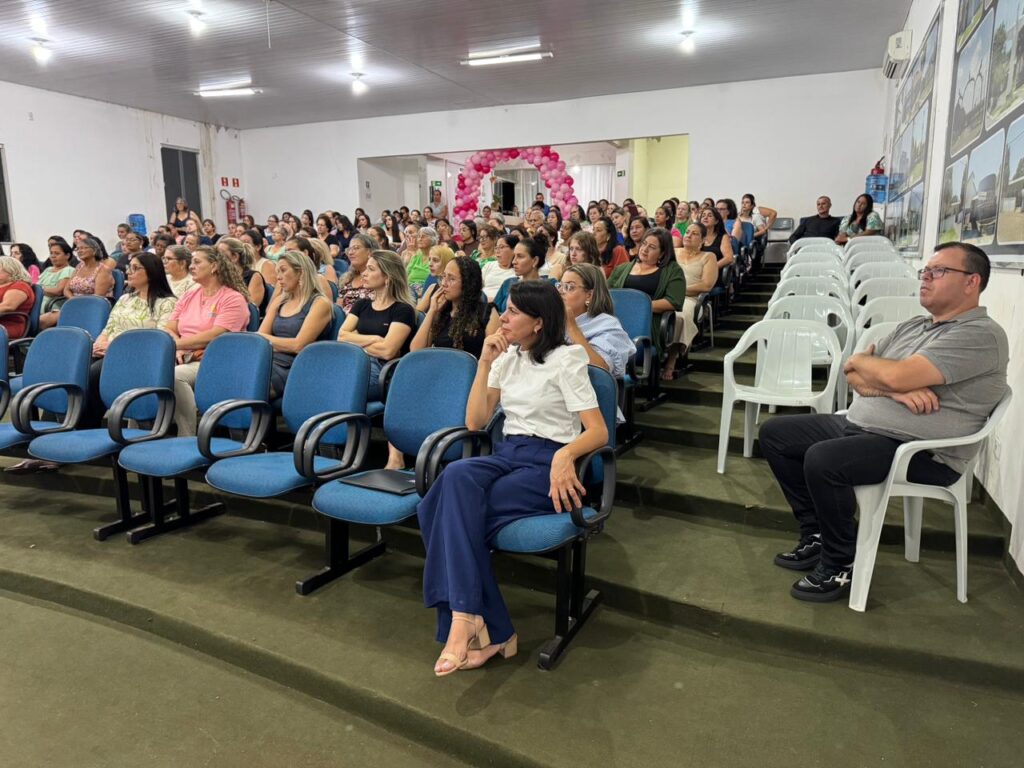 Semana da Mulher reúne participantes em palestra sobre novos horizontes em Tacuru