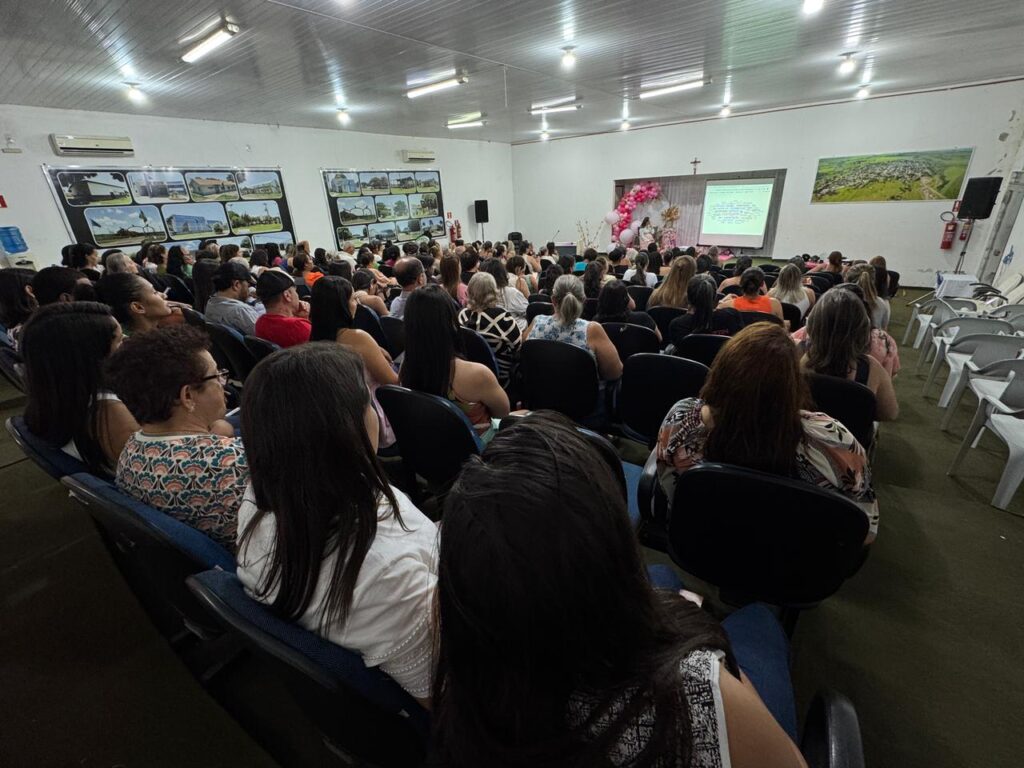 Semana da Mulher reúne participantes em palestra sobre novos horizontes em Tacuru