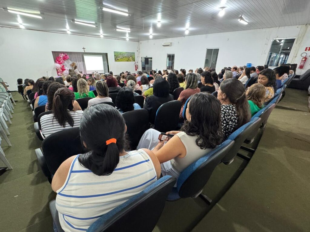 Semana da Mulher reúne participantes em palestra sobre novos horizontes em Tacuru