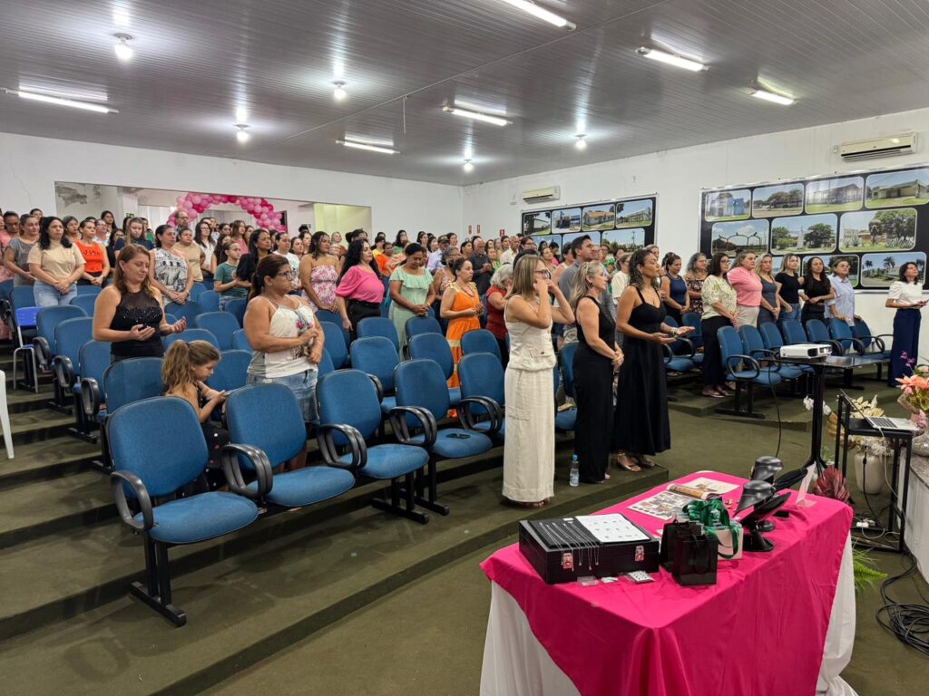 Semana da Mulher reúne participantes em palestra sobre novos horizontes em Tacuru