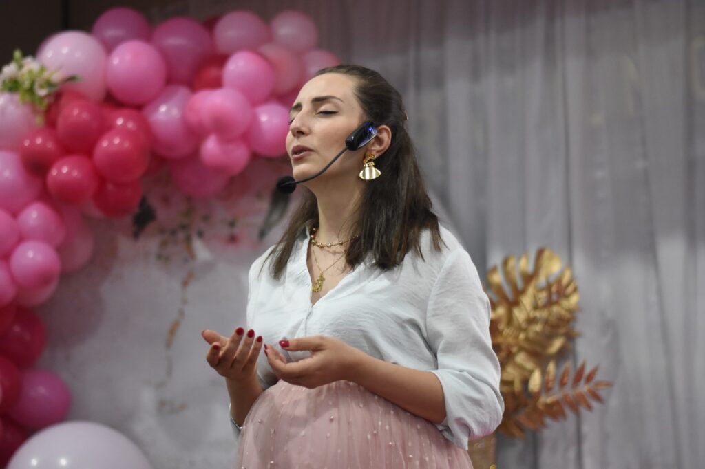 Semana da Mulher reúne participantes em palestra sobre novos horizontes em Tacuru