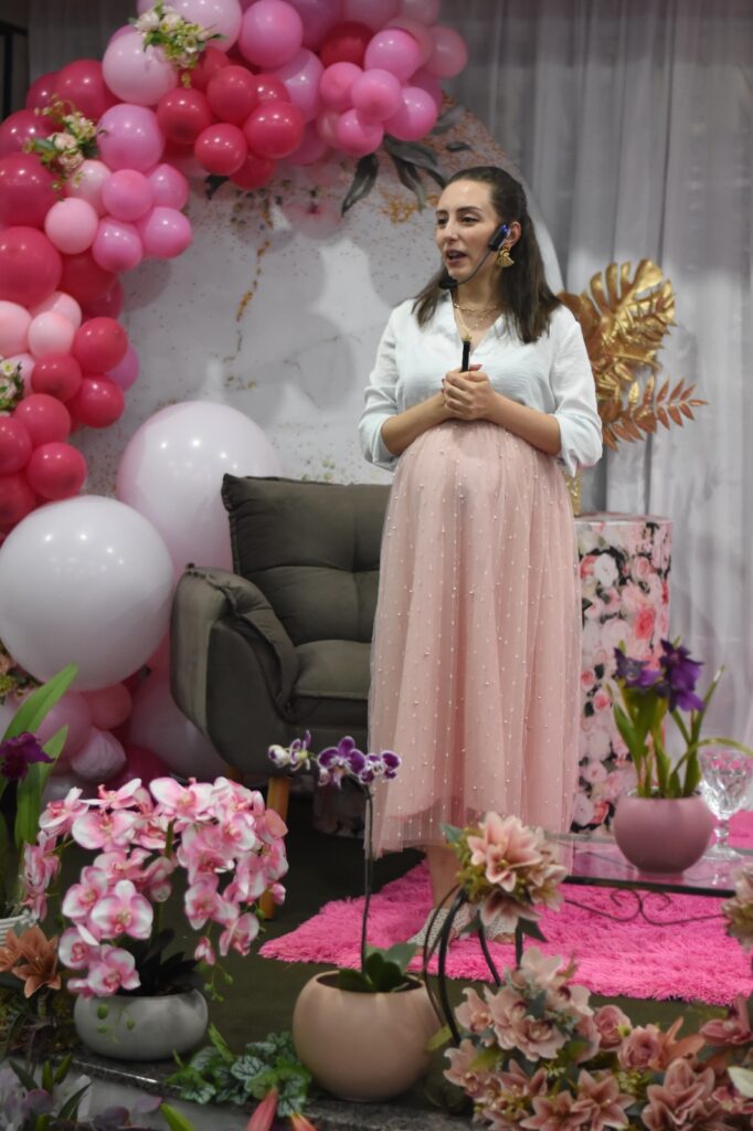 Semana da Mulher reúne participantes em palestra sobre novos horizontes em Tacuru