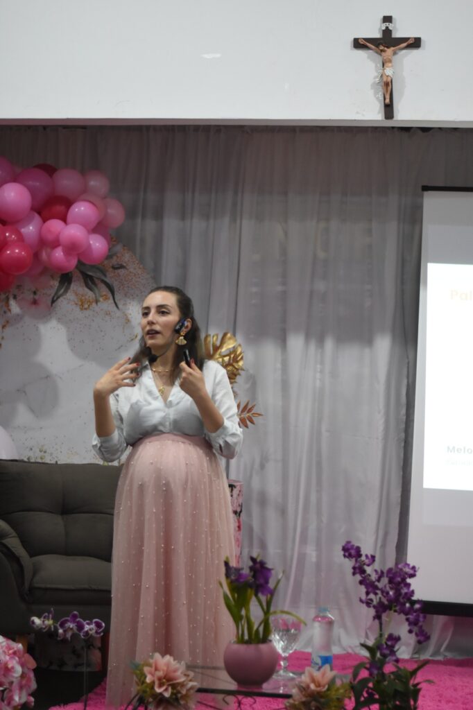 Semana da Mulher reúne participantes em palestra sobre novos horizontes em Tacuru