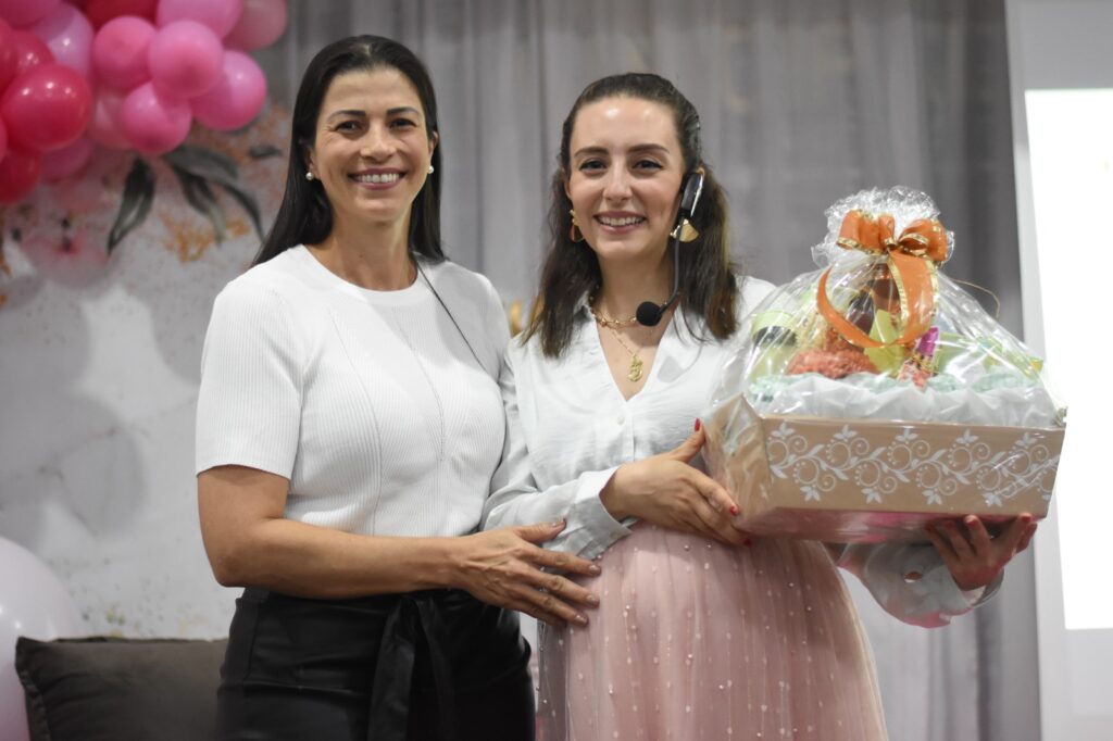 Semana da Mulher reúne participantes em palestra sobre novos horizontes em Tacuru