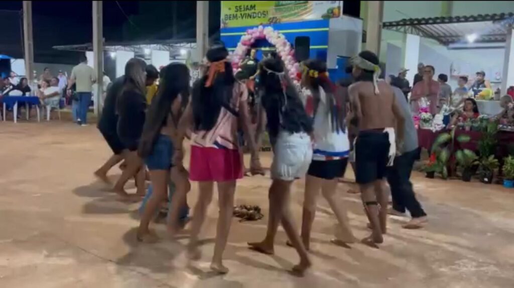 Feira reúne produtores rurais e empreendedores em Tacuru