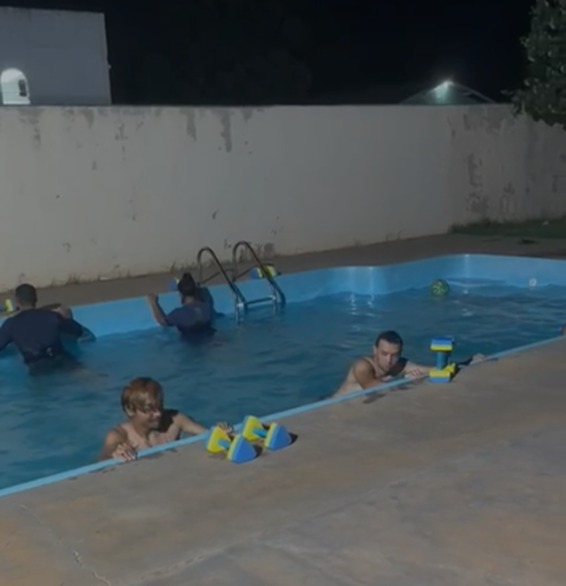 Iguatemi: Aula de hidroginástica promove saúde e integração na EJA