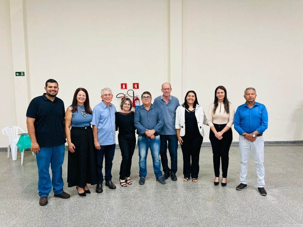 Prefeitura de Amambai firma aproximadamente R$ 18 milhões em convênios e parcerias com entidades e APMs