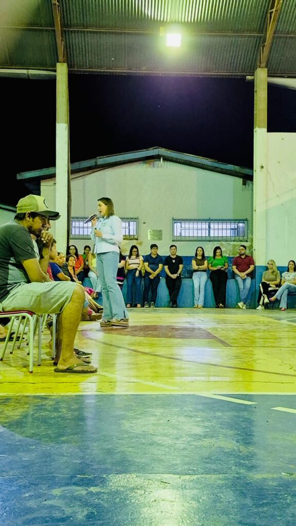 Amambai: Escola Júlio Manvailler promove palestra para pais sobre os riscos da infantolatria
