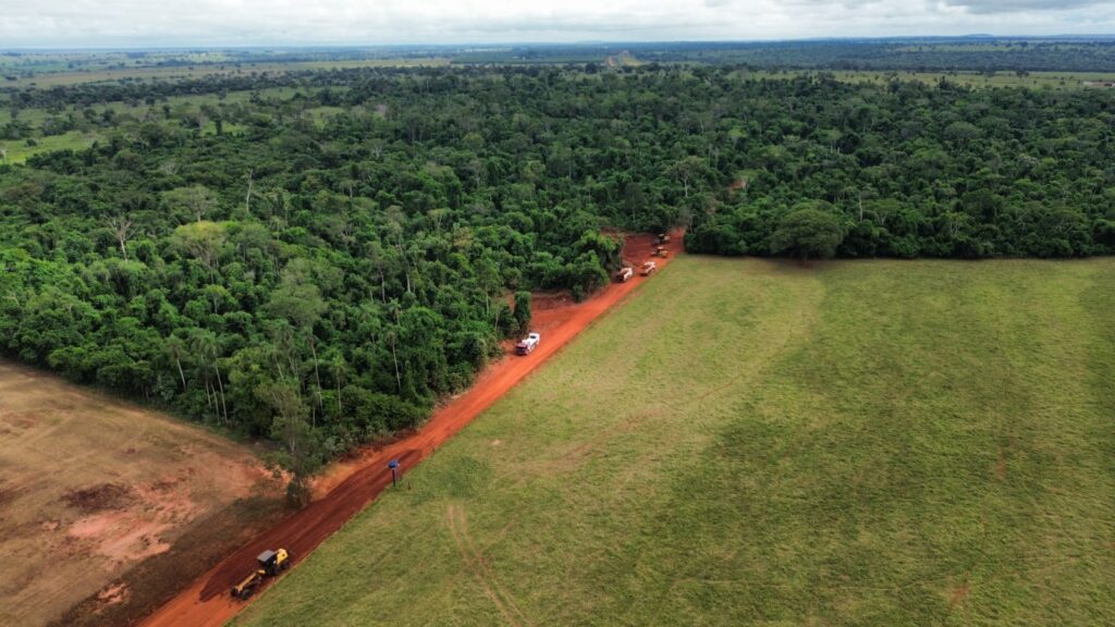 Iguatemi: Secretaria de Obras e Infraestrutura realiza levantamento, adequação e patrolamento em estradas rurais