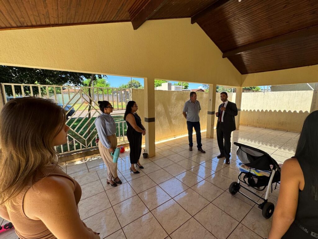 Promotor de Justiça realiza inspeção na Unidade de Acolhimento em Paranhos e participa de reunião no CREAS