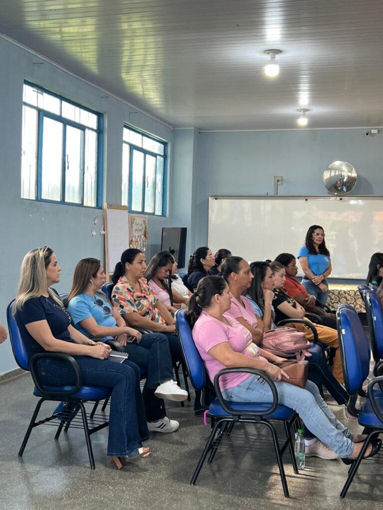 Professores da rede municipal participam de capacitação em primeiros socorros em Amambai
