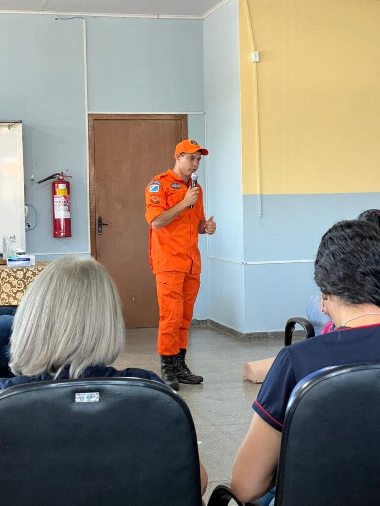 Professores da rede municipal participam de capacitação em primeiros socorros em Amambai