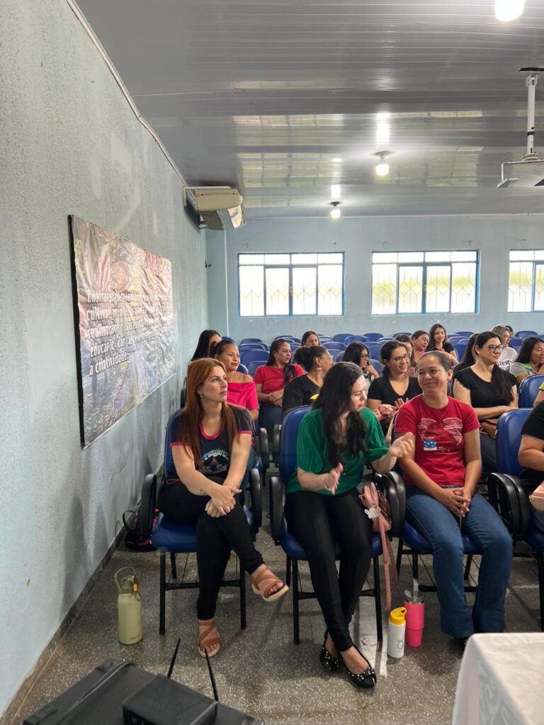 Professores da rede municipal participam de capacitação em primeiros socorros em Amambai