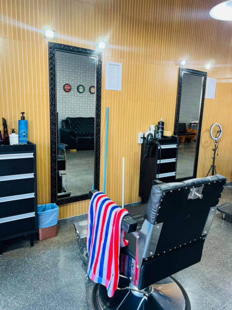 Barbearia DG é reinaugurada e simboliza força do empreendedorismo em Amambai