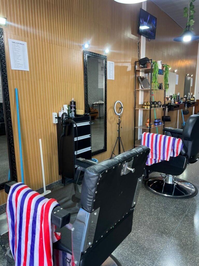 Barbearia DG é reinaugurada e simboliza força do empreendedorismo em Amambai