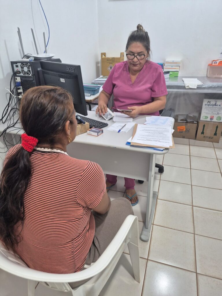 Secretaria de Sáude de Iguatemi promove dia especial com exames e roda de conversa com mulheres indígenas da Aldeia Pielyto Kuê