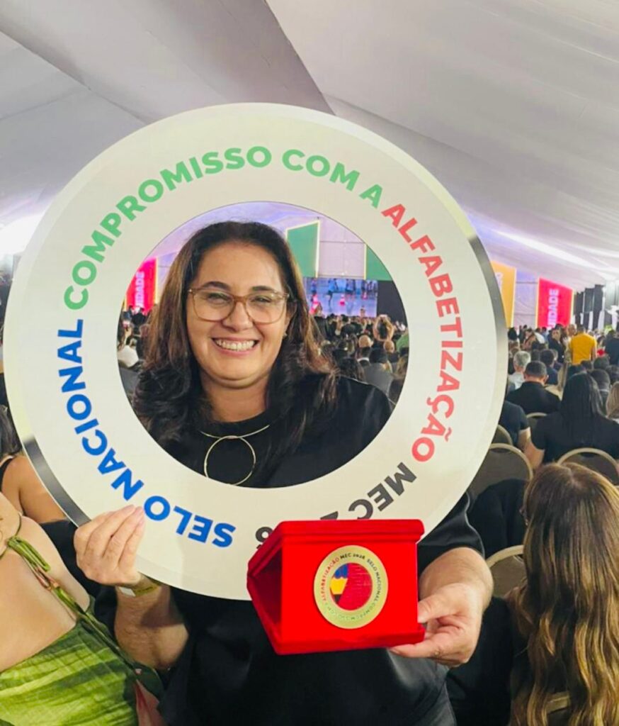 Iguatemi conquista selo ouro de alfabetização concedido pelo MEC