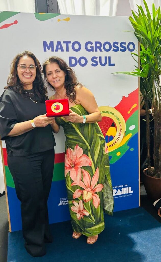 Iguatemi conquista selo ouro de alfabetização concedido pelo MEC