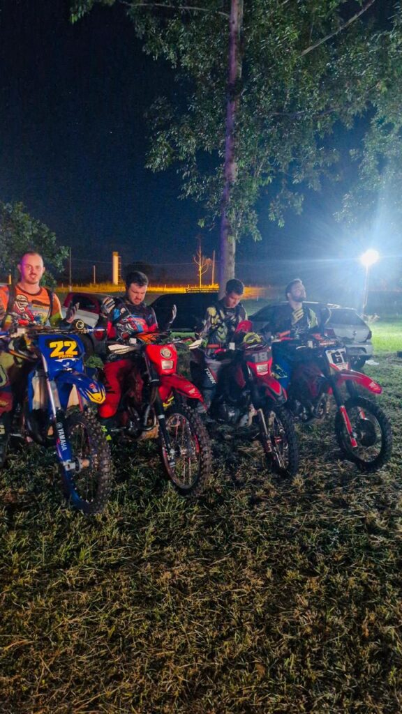 4º Trilhão Noturno reúne mais de 100 participantes em Amambai 4º Trilhão Noturno reúne mais de 100 participantes em Amambai