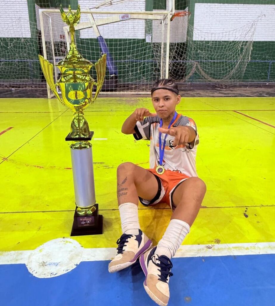 Raça União de Amambai é campeã invicta de torneio regional de futsal feminino em Naviraí Raça União de Amambai é campeã invicta de torneio regional de futsal feminino em Naviraí