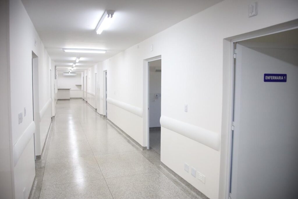 Estado: Guia Lopes ganha reforma do hospital e obras para qualificar infraestrutura da cidade