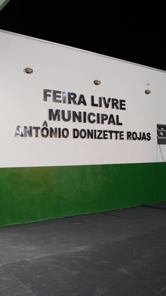 Prefeitura de Juti inaugura Feira do Produtor e entrega trator agrícola para fortalecimento da agricultura familiar Prefeitura de Juti inaugura Feira do Produtor e entrega trator agrícola para fortalecimento da agricultura familiar