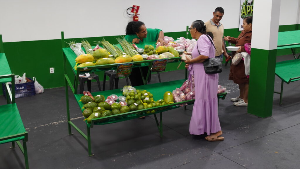 Prefeitura de Juti inaugura Feira do Produtor e entrega trator agrícola para fortalecimento da agricultura familiar Prefeitura de Juti inaugura Feira do Produtor e entrega trator agrícola para fortalecimento da agricultura familiar