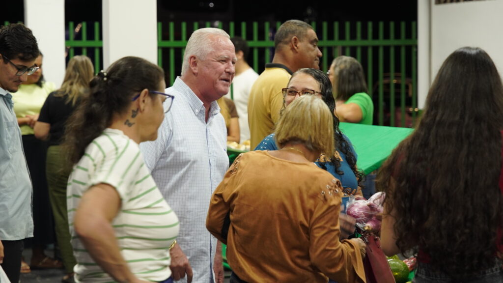 Prefeitura de Juti inaugura Feira do Produtor e entrega trator agrícola para fortalecimento da agricultura familiar Prefeitura de Juti inaugura Feira do Produtor e entrega trator agrícola para fortalecimento da agricultura familiar
