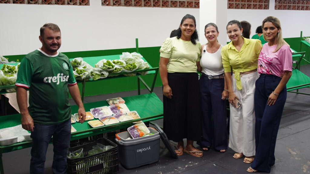 Prefeitura de Juti inaugura Feira do Produtor e entrega trator agrícola para fortalecimento da agricultura familiar Prefeitura de Juti inaugura Feira do Produtor e entrega trator agrícola para fortalecimento da agricultura familiar