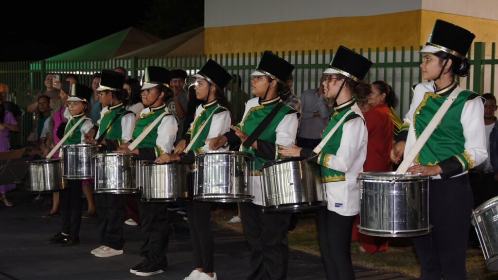 Prefeitura de Juti inaugura Feira do Produtor e entrega trator agrícola para fortalecimento da agricultura familiar Prefeitura de Juti inaugura Feira do Produtor e entrega trator agrícola para fortalecimento da agricultura familiar
