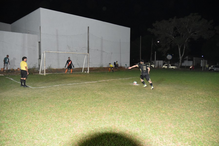 Iguatemi: Dois grandes jogos decididos nas penalidades máximas encerraram o Campeonato Municipal de Futebol Suíço 2026