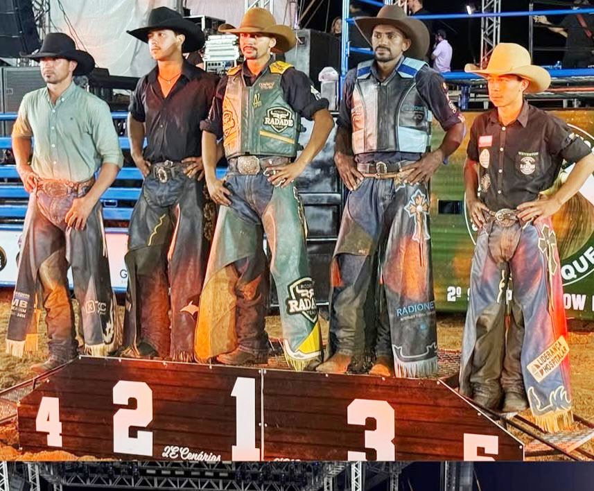 Peão de Amambai é campeão de rodeio da LNR e garante vaga no Barretão 2026