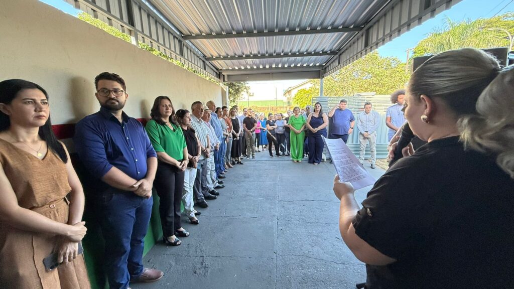 Caarapó inaugura UBS com investimento próprio e homenageia ex-secretário de Saúde Caarapó inaugura UBS com investimento próprio e homenageia ex-secretário de Saúde