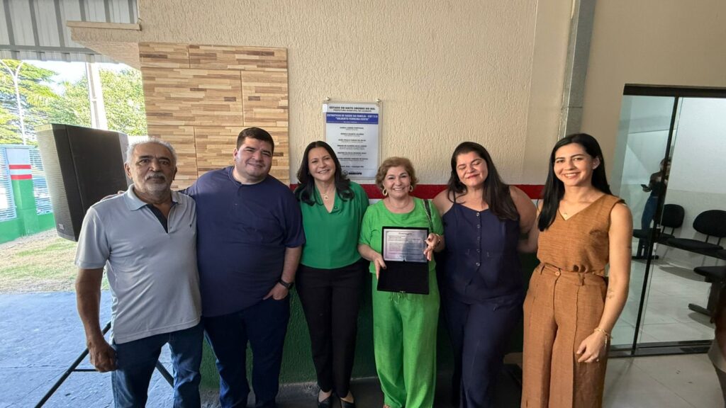 Caarapó inaugura UBS com investimento próprio e homenageia ex-secretário de Saúde Caarapó inaugura UBS com investimento próprio e homenageia ex-secretário de Saúde