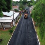Prefeitura de Tacuru divulga avanço em obra de pavimentação na Rua do Calçadão