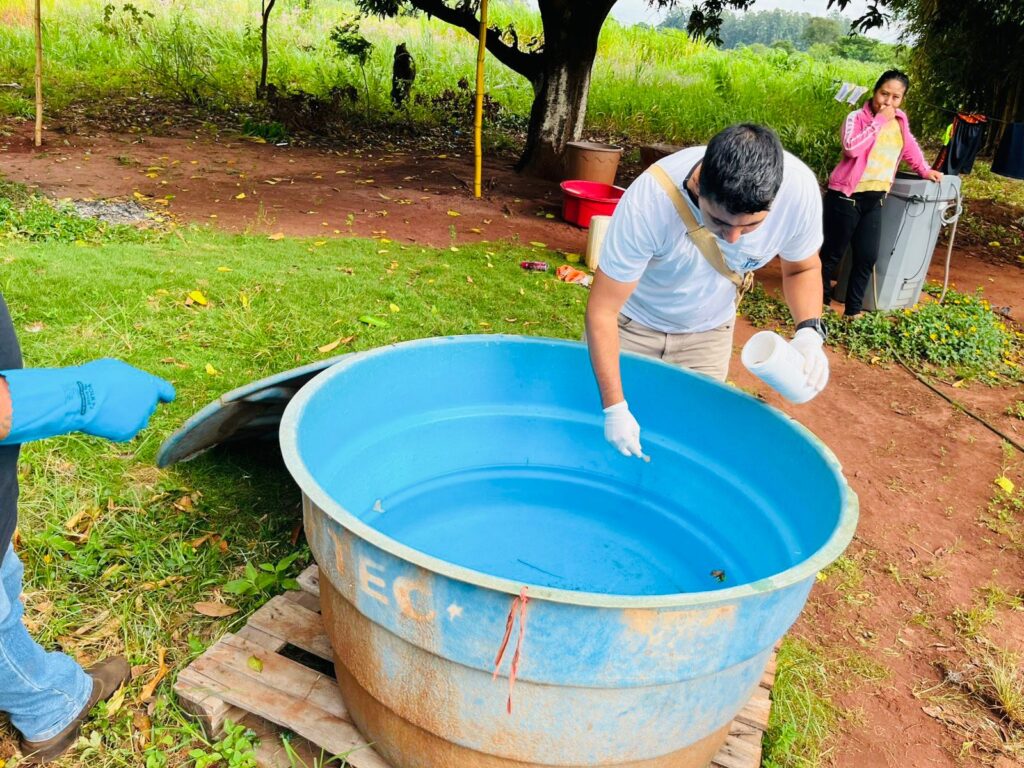 Ação conjunta mobiliza comunidade indígena no combate à dengue em Amambai