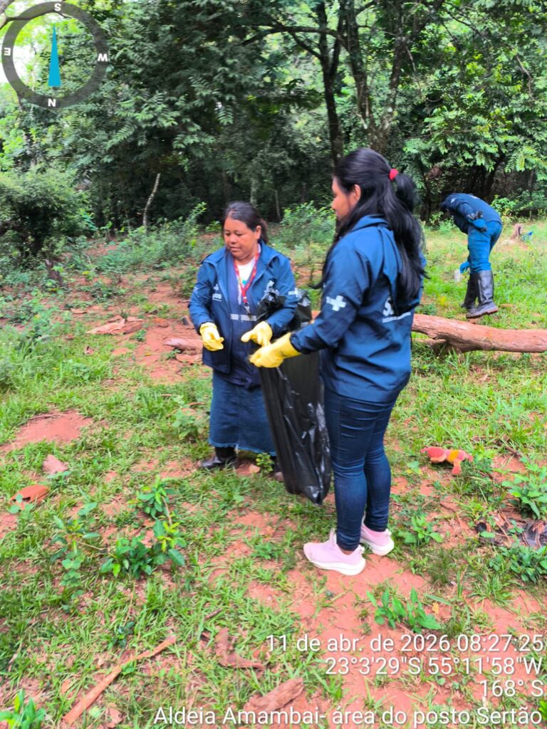 Ação conjunta mobiliza comunidade indígena no combate à dengue em Amambai