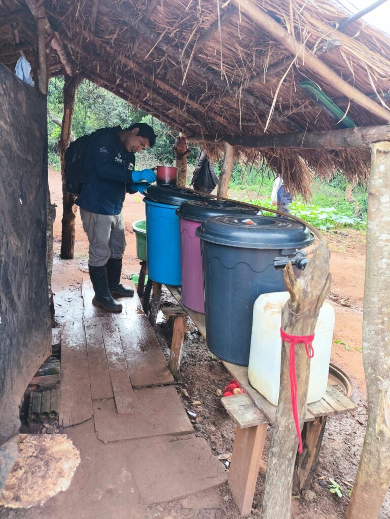 Ação conjunta mobiliza comunidade indígena no combate à dengue em Amambai