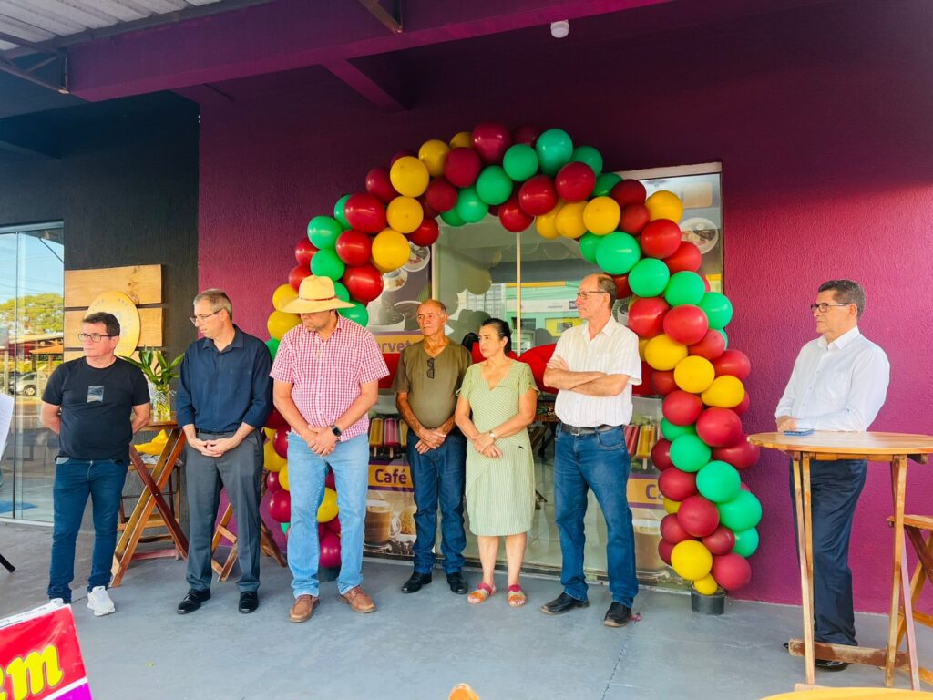 Família do Açaí é inaugurada em Amambai e transforma sonho em realidade Família do Açaí é inaugurada em Amambai e transforma sonho em realidade