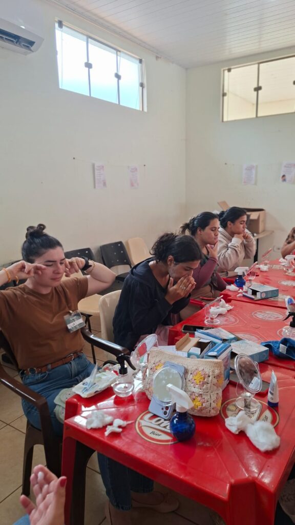 João Paulo do Dinho, viabiliza curso “Beleza Total” em Cristalina em Caarapó