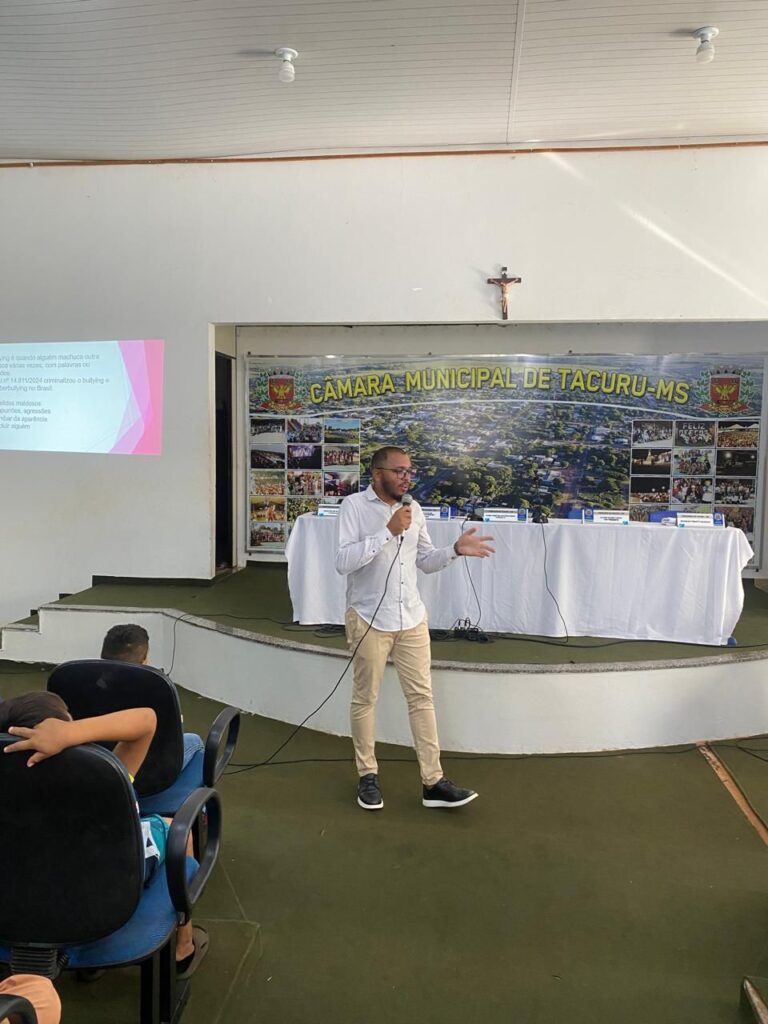 Tacuru promove palestra sobre cultura de paz e direitos humanos em escola municipal Tacuru promove palestra sobre cultura de paz e direitos humanos em escola municipal