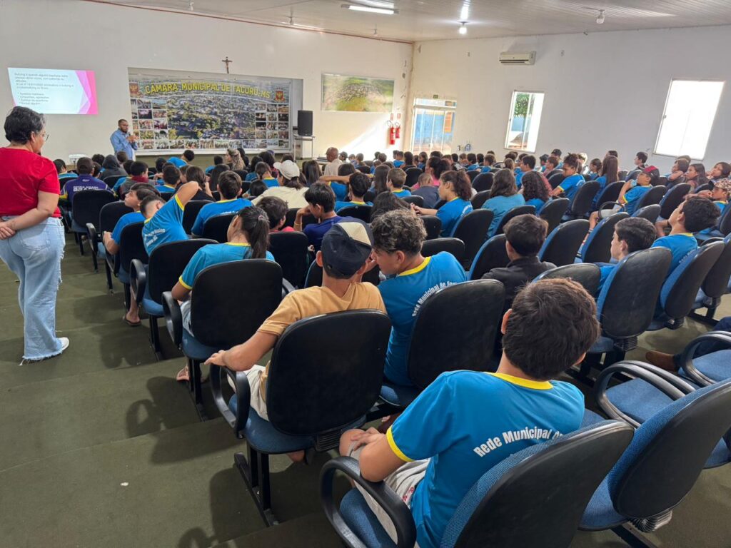 Tacuru promove palestra sobre cultura de paz e direitos humanos em escola municipal Tacuru promove palestra sobre cultura de paz e direitos humanos em escola municipal