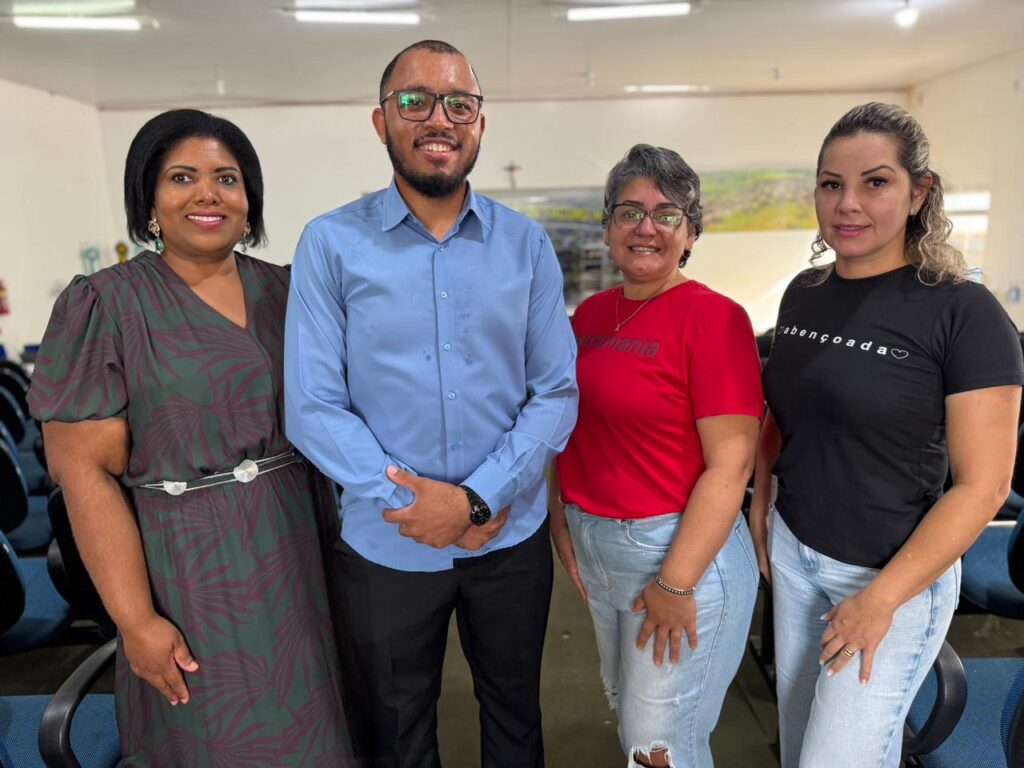 Tacuru promove palestra sobre cultura de paz e direitos humanos em escola municipal Tacuru promove palestra sobre cultura de paz e direitos humanos em escola municipal