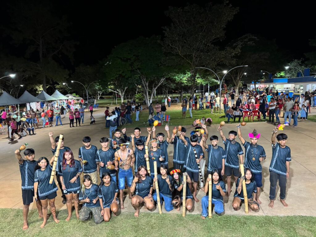 Feira da Lua reúne cultura, lazer e movimenta a economia local em Tacuru Feira da Lua reúne cultura, lazer e movimenta a economia local em Tacuru