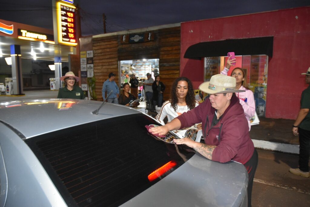 Prefeitura de Iguatemi realiza adesivaço para divulgar a 3ª ExpoIguatemi 2026