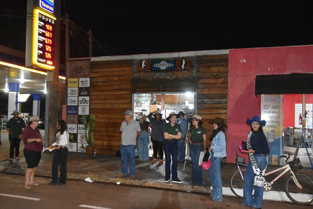 Prefeitura de Iguatemi realiza adesivaço para divulgar a 3ª ExpoIguatemi 2026