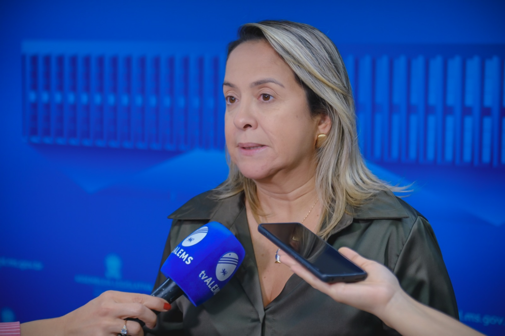 No Dia do Jornalista, trajetória de Lia Nogueira resgata origem de uma voz conhecida da população em MS No Dia do Jornalista, trajetória de Lia Nogueira resgata origem de uma voz conhecida da população em MS