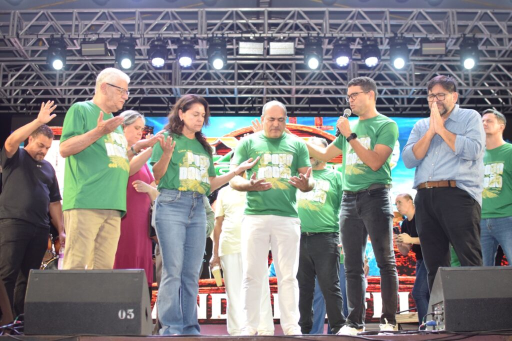 Marcha para Jesus foi uma noite de louvor que abriu as comemorações dos 61 anos de Iguatemi