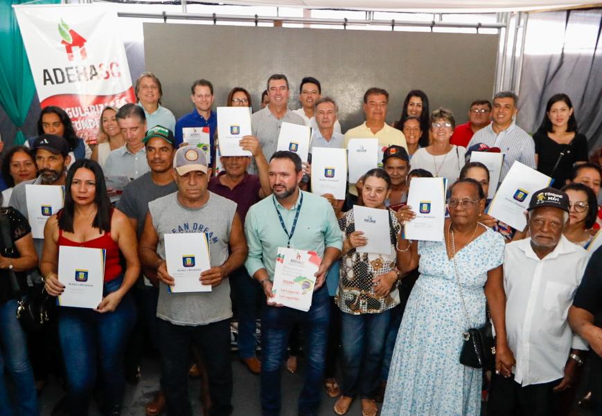 Municipalismo: Governo de MS investe em infraestrutura e apoia feira agropecuária em Glória de Dourados